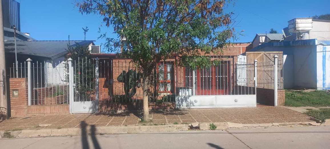 CHEMES Inversiones VENDE: Hermosa propiedad en barrio Don Bosco