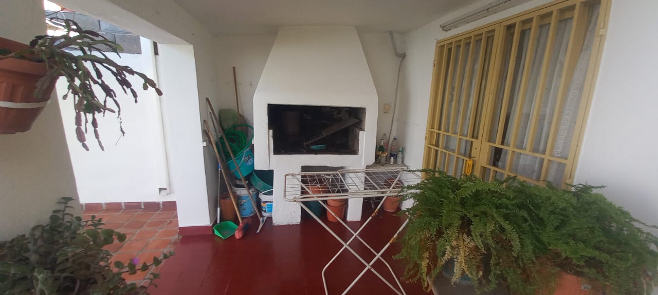 CHEMES Inversiones VENDE: Hermosa propiedad en barrio Don Bosco