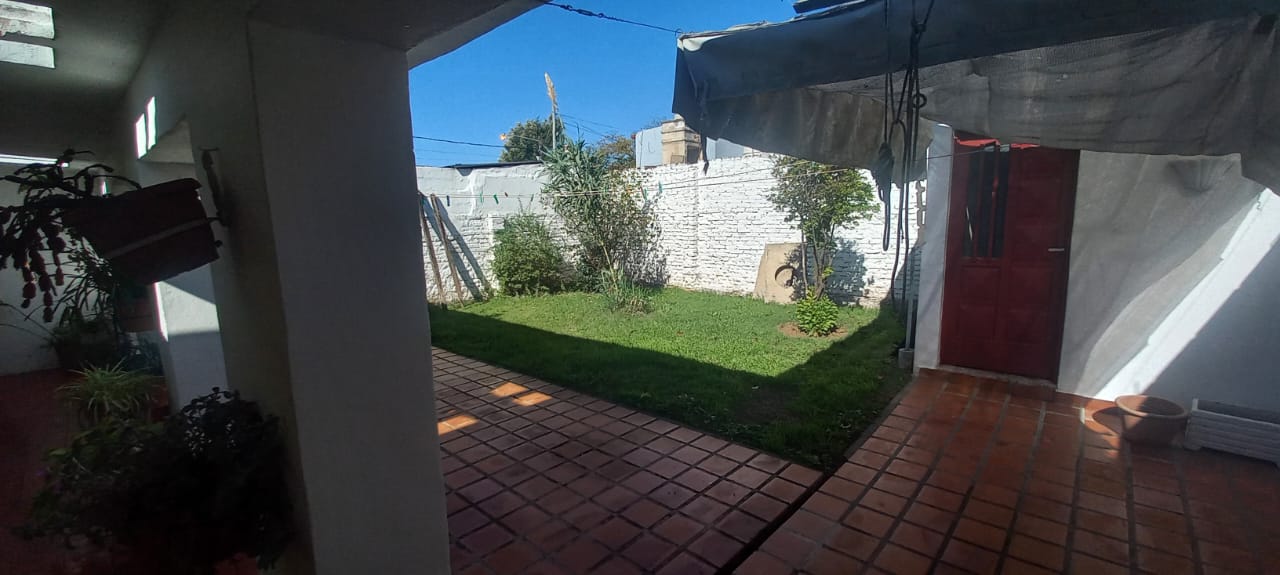 CHEMES Inversiones VENDE: Hermosa propiedad en barrio Don Bosco