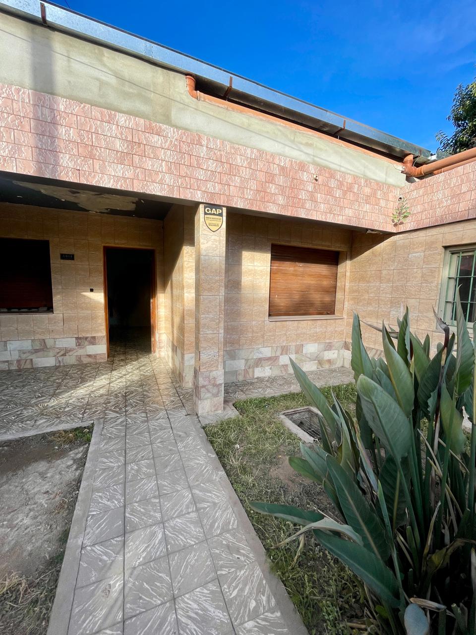 Oportunidad de inversión - Excelente propiedad en Zona sur Sup. 380m2