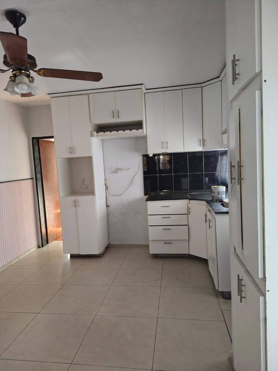 CASA EN ALQUILER EN B ITUZAINGO