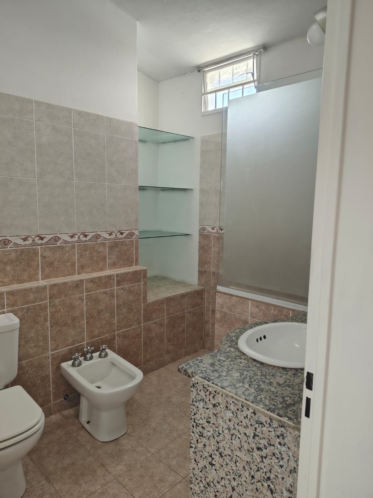 CASA EN ALQUILER EN B SAN JAVIER
