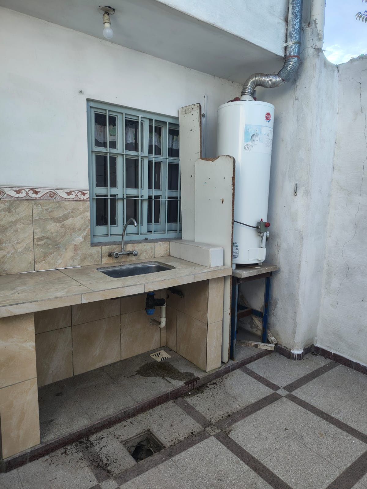 CASA EN ALQUILER EN B SAN JAVIER