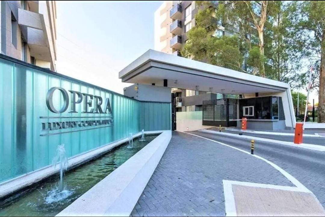 DEPARTAMENTO EN ALQUILER 2 DORM CON BALCON   COMPLEJO OPERA LUXURY