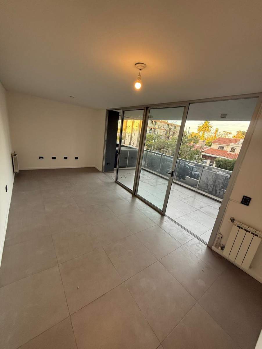DEPARTAMENTO EN ALQUILER 2 DORM CON BALCON   COMPLEJO OPERA LUXURY
