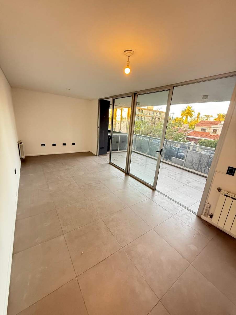 DEPARTAMENTO EN ALQUILER 2 DORM CON BALCON   COMPLEJO OPERA LUXURY