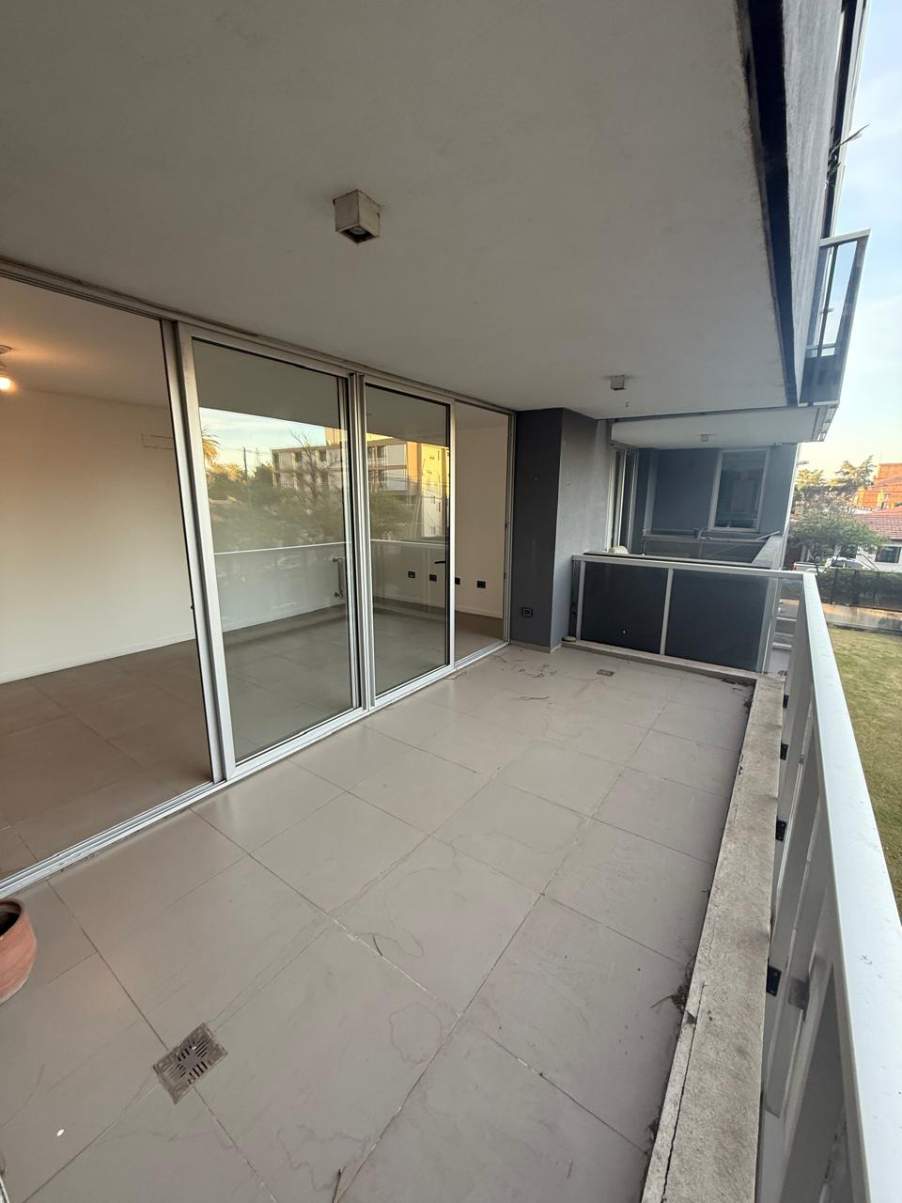 DEPARTAMENTO EN ALQUILER 2 DORM CON BALCON   COMPLEJO OPERA LUXURY