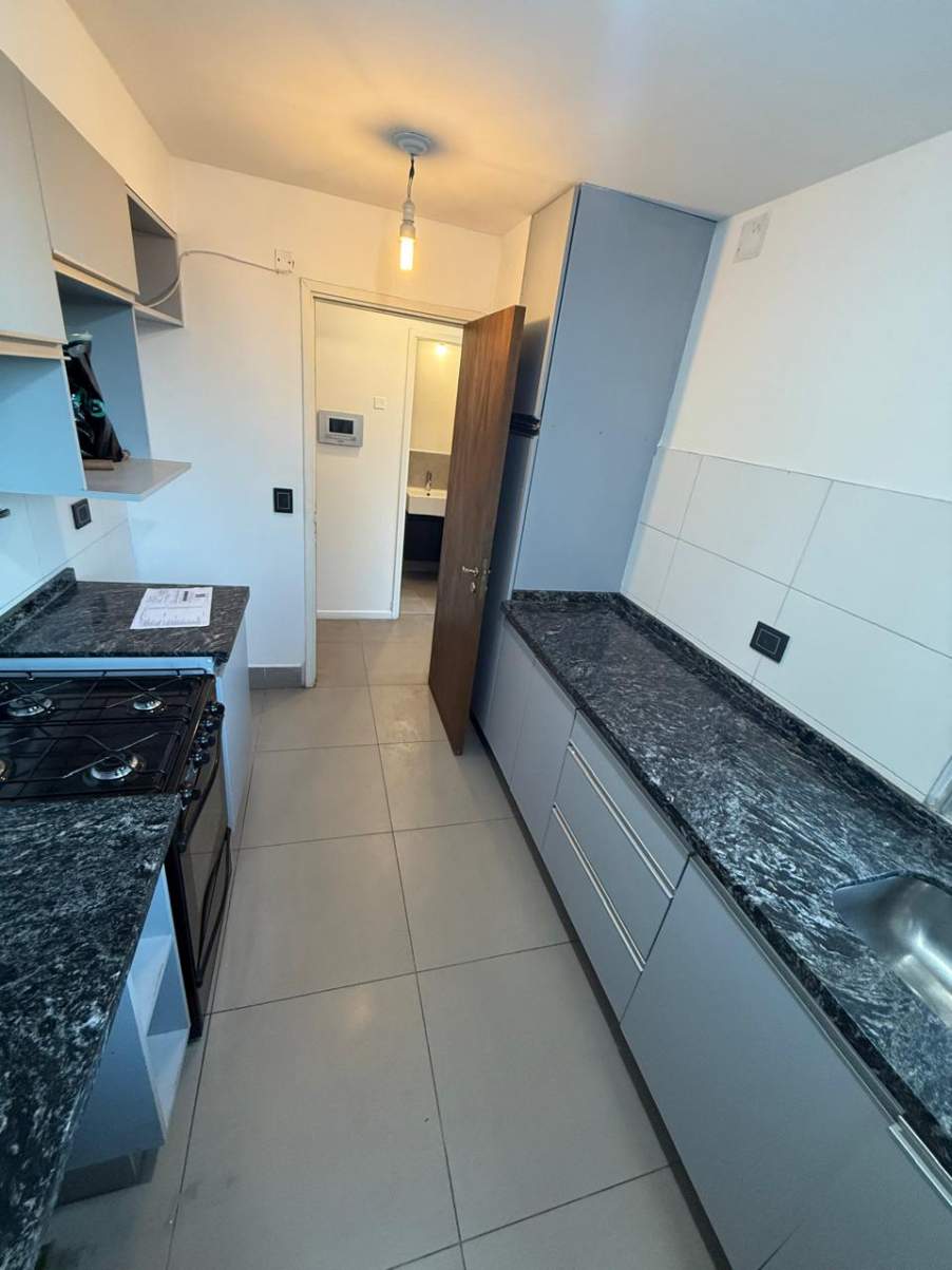 DEPARTAMENTO EN ALQUILER 2 DORM CON BALCON   COMPLEJO OPERA LUXURY