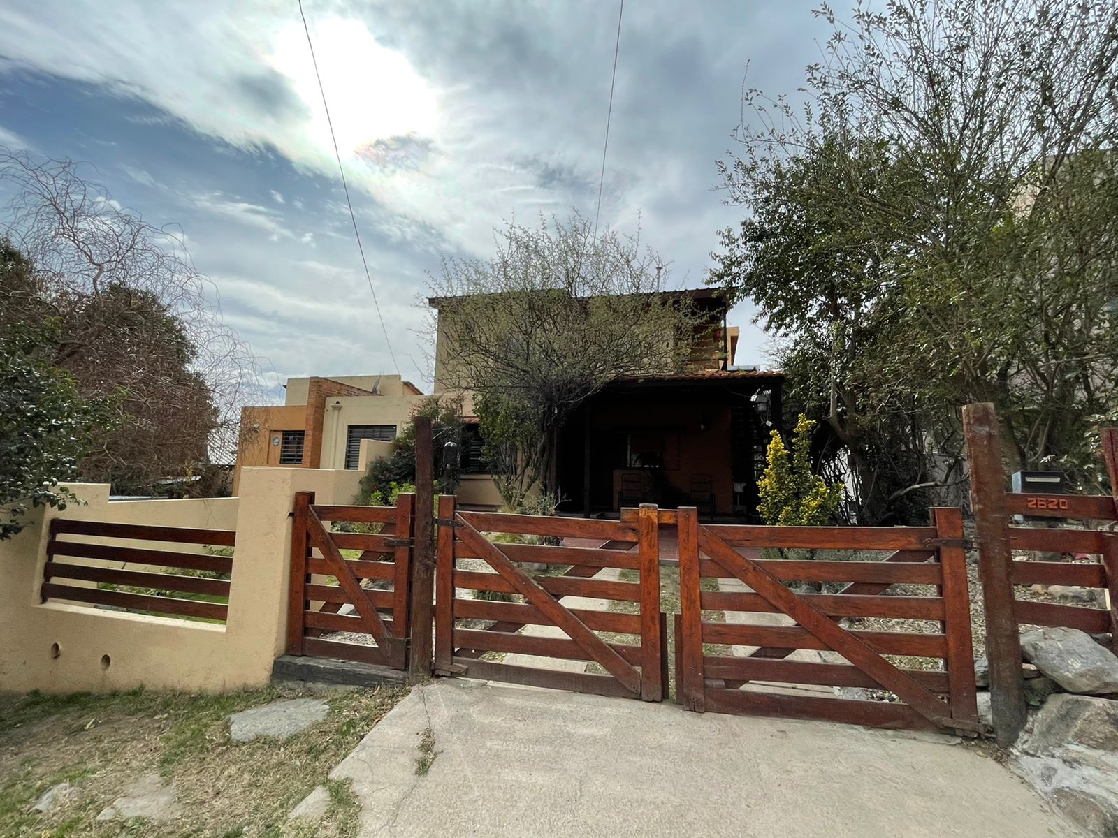 SE VENDE CASA EN PLAYAS DE ORO VILLA CARLOS PAZ