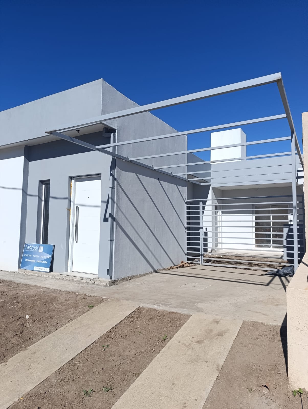 CASA RINCONES DE MANANTIALES 2D 2B - TODO PB