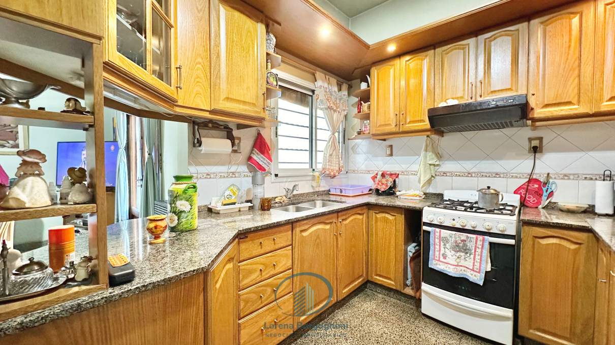 CASA EN VENTA 5D 2B EN ALTA CORDOBA C BALCON Y TERRAZA