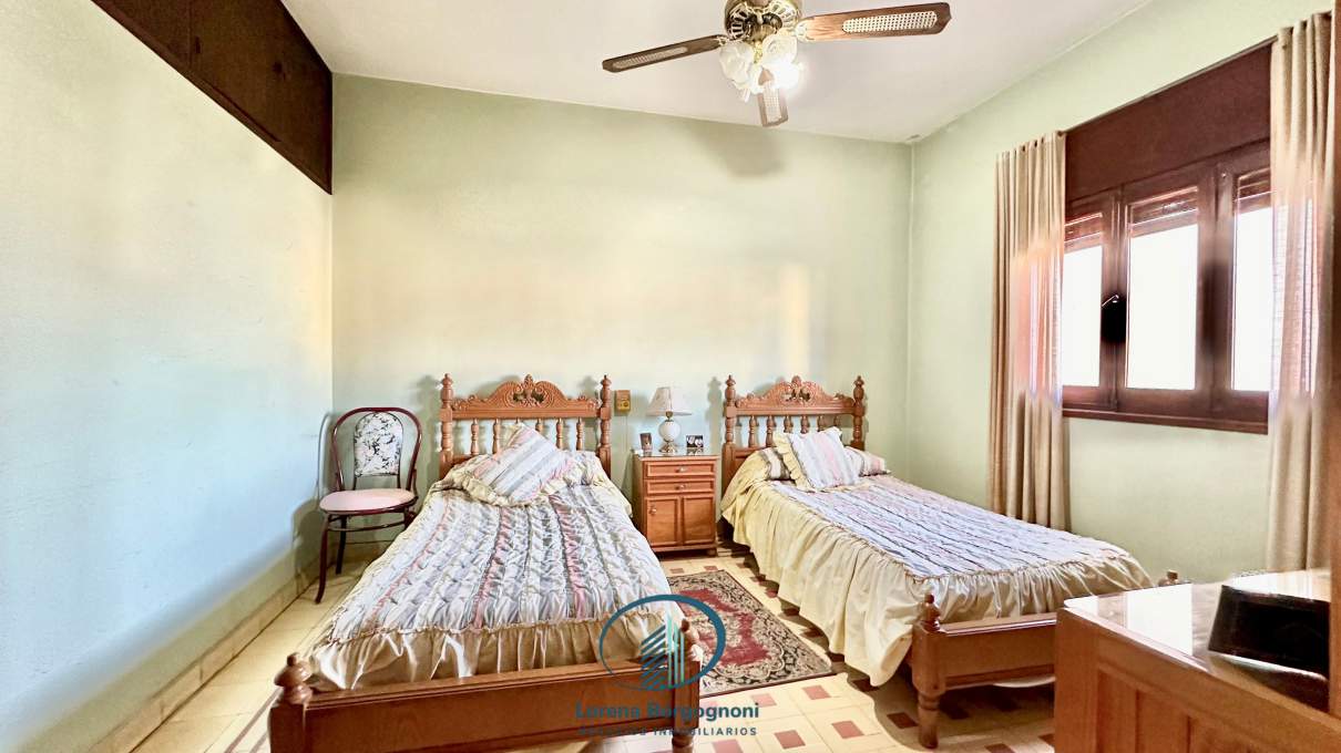 CASA EN VENTA 5D 2B EN ALTA CORDOBA C BALCON Y TERRAZA