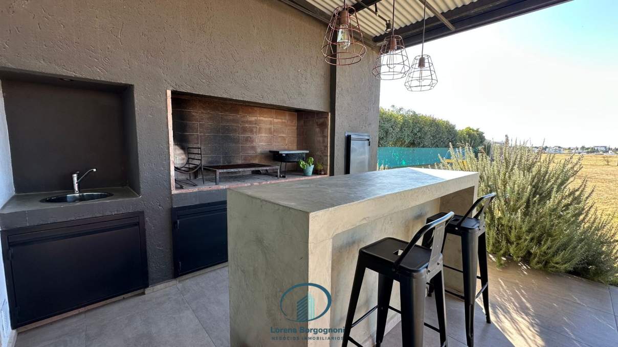 CASA EN VENTA COUNTRY LA CASCADA 3D 4B C PILETA