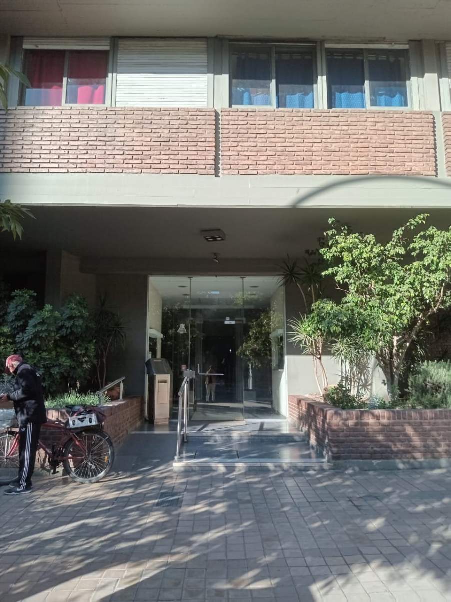 Venta Departamento con cochera Bv. San Juan 475