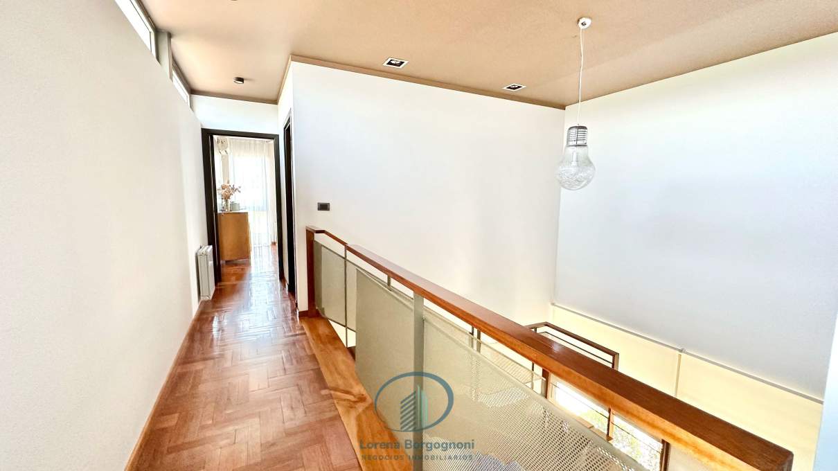 Casa en VENTA en Manantiales Country 3 dormitorios con Pileta y  Quincho