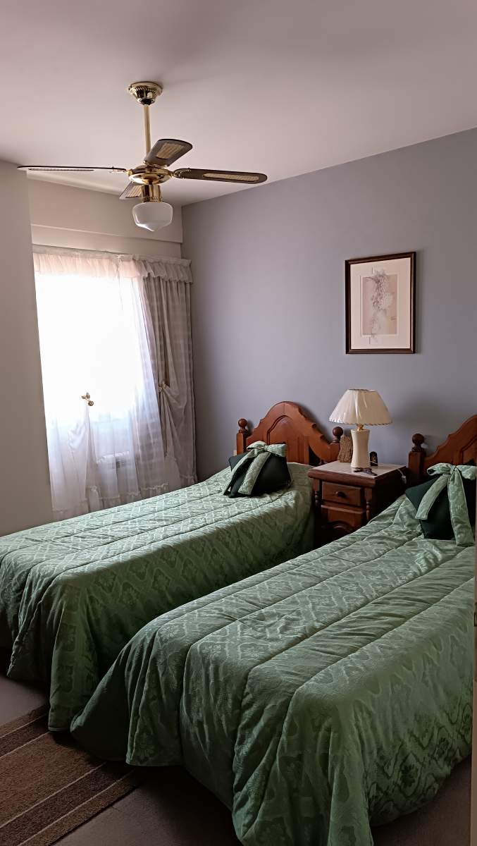 V. CARLOS PAZ - DTO CATEGORIA 2 D 2 B CON PILETA Y COCHERA