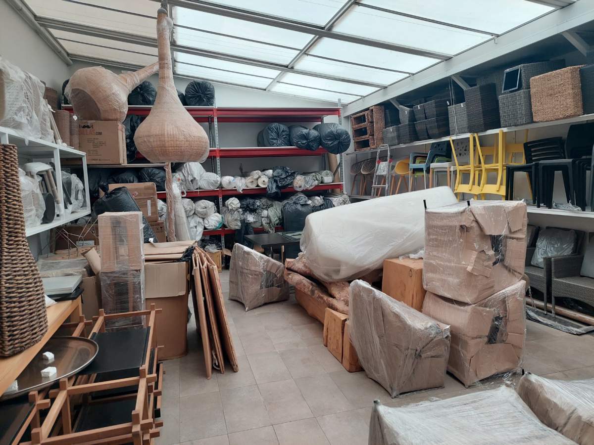 CASA MODERNA DE CATEGORIA - CENTRO - 6D-5B - 3 NIVELES