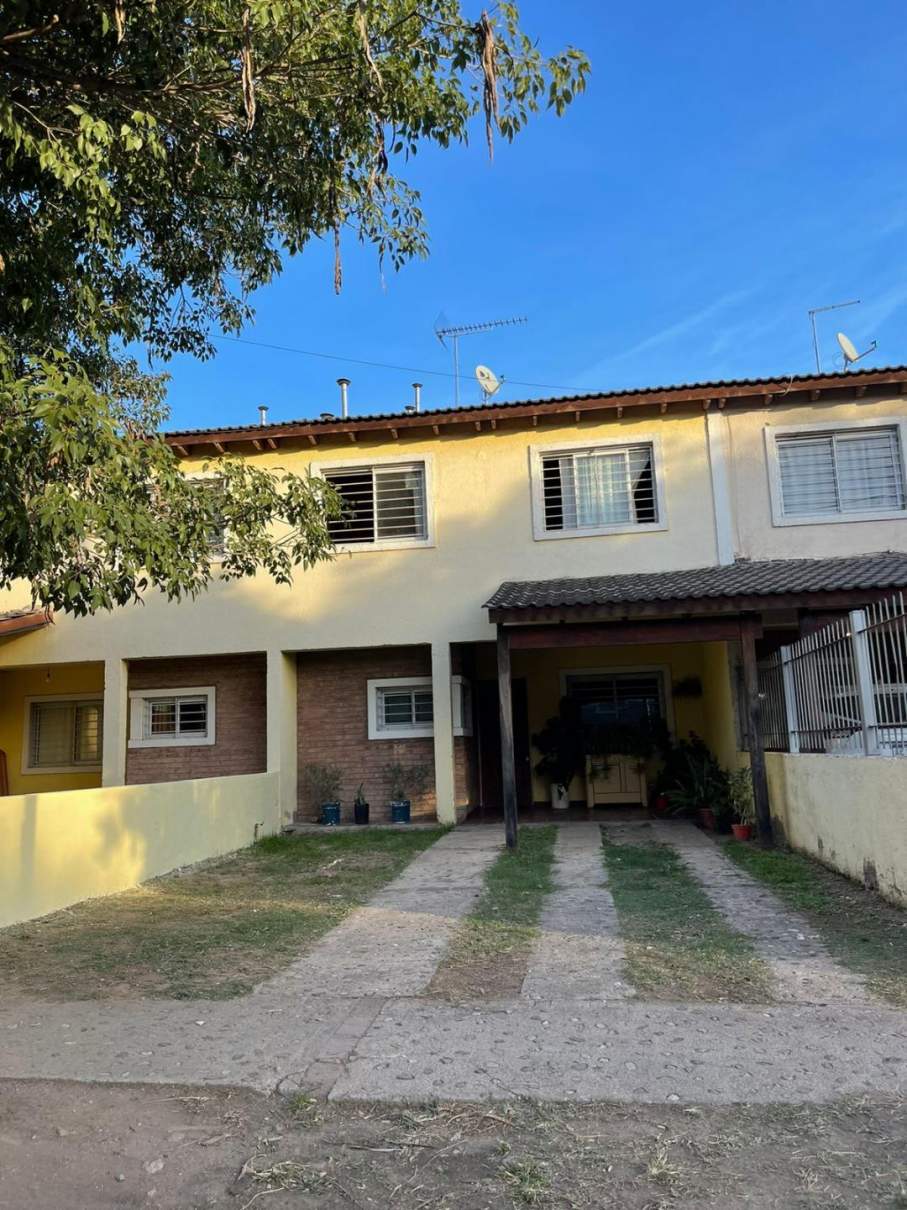 OPORTUNIDAD VENDEMOS DUPLEX  2 DORM ESCRITORIO COCH PATIO ESCRITURA