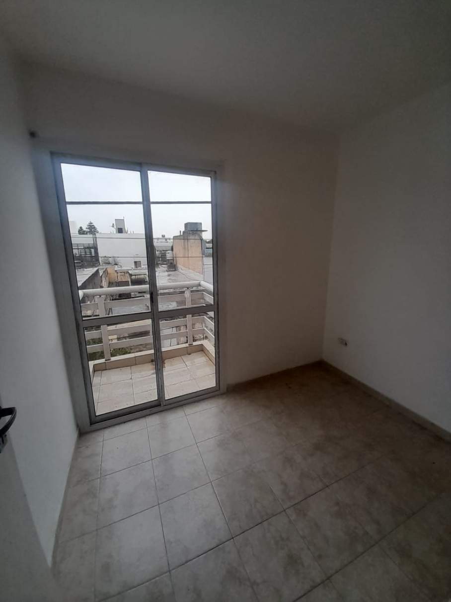 VTA  Lomas de San Martin DPTO 2 dorm  escritorio U$S 59.000