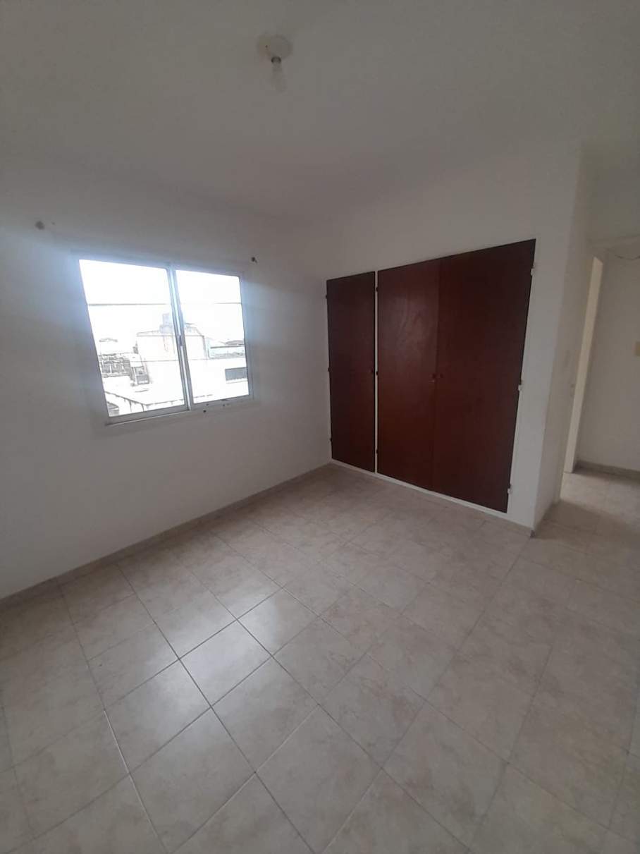 VTA  Lomas de San Martin DPTO 2 dorm  escritorio U$S 59.000