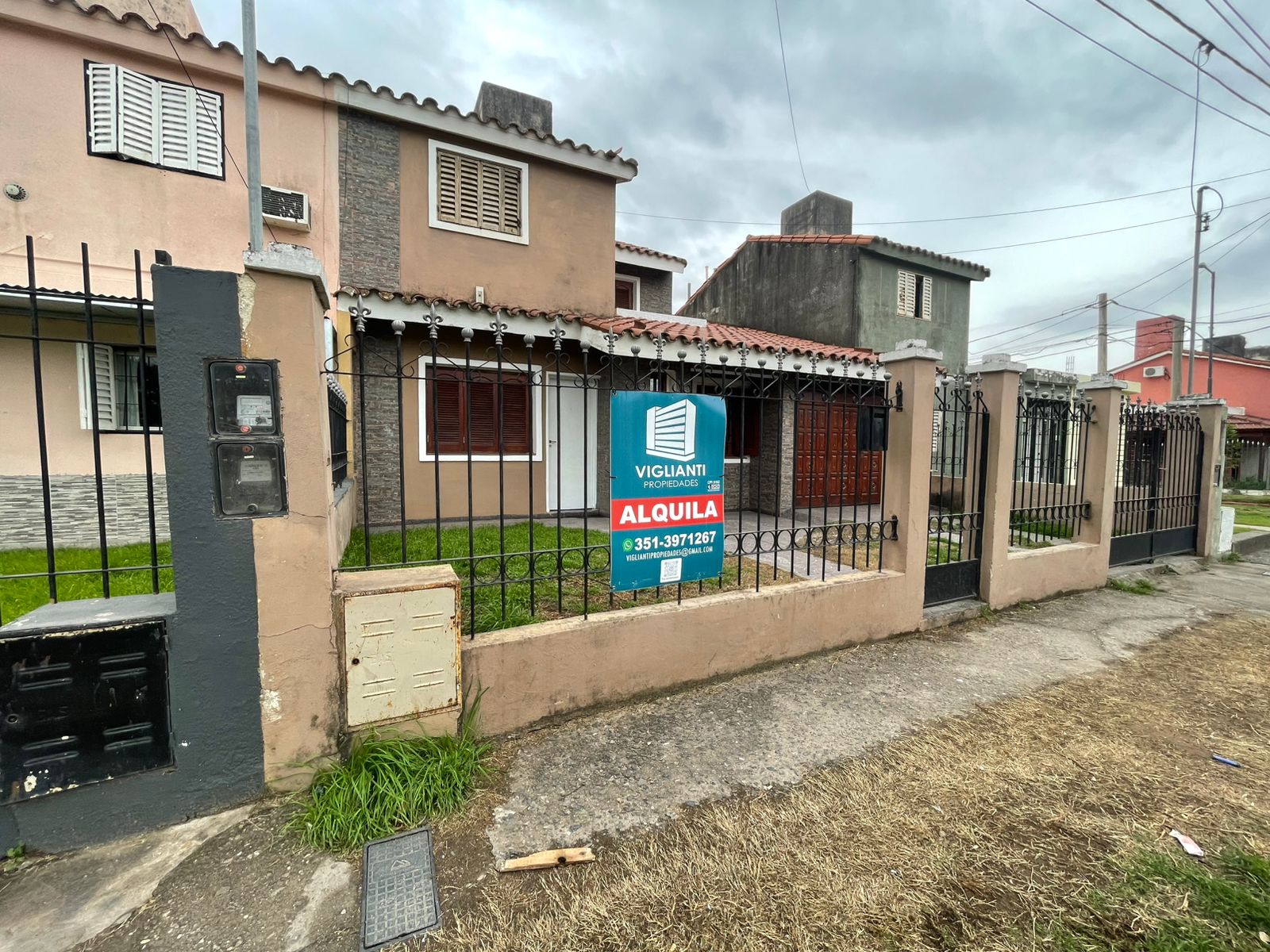 DUPLEX EN ALQUILER- B ARTURO CAPDEVILA