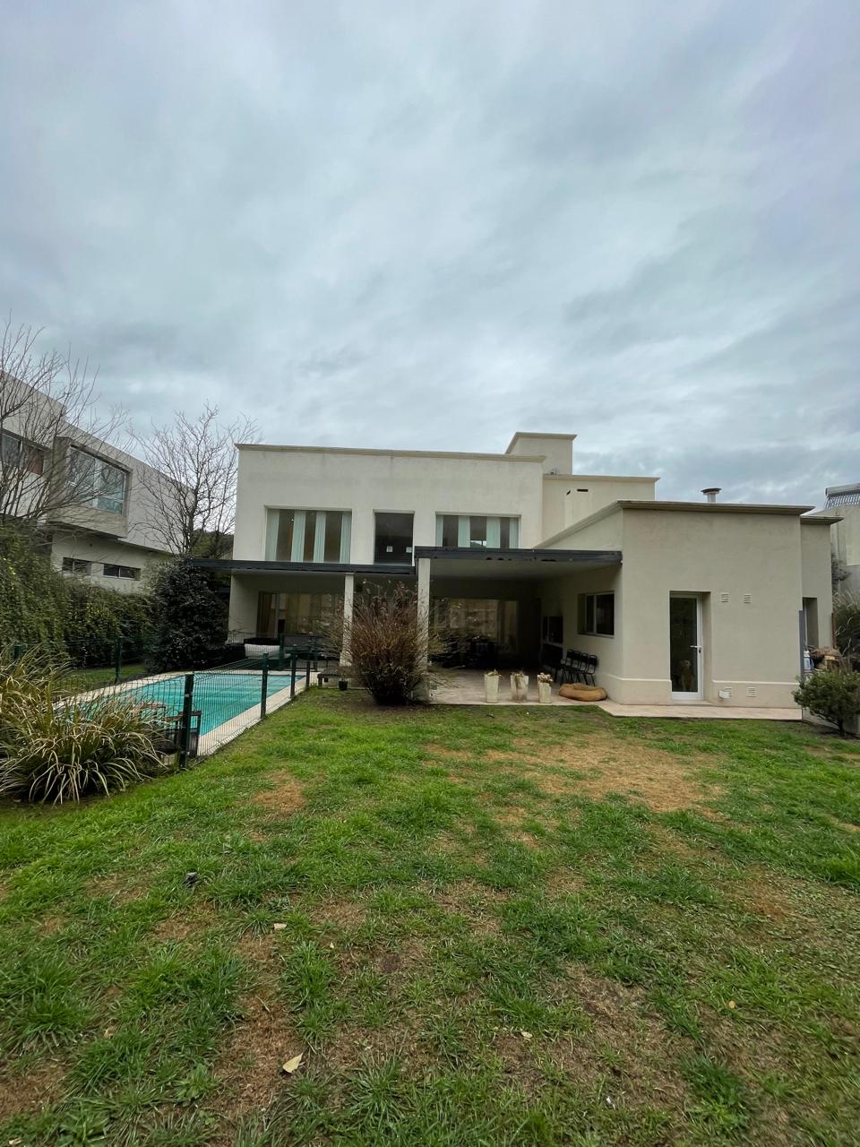Casa en alquiler Country Estancia Q2 Mendiolaza