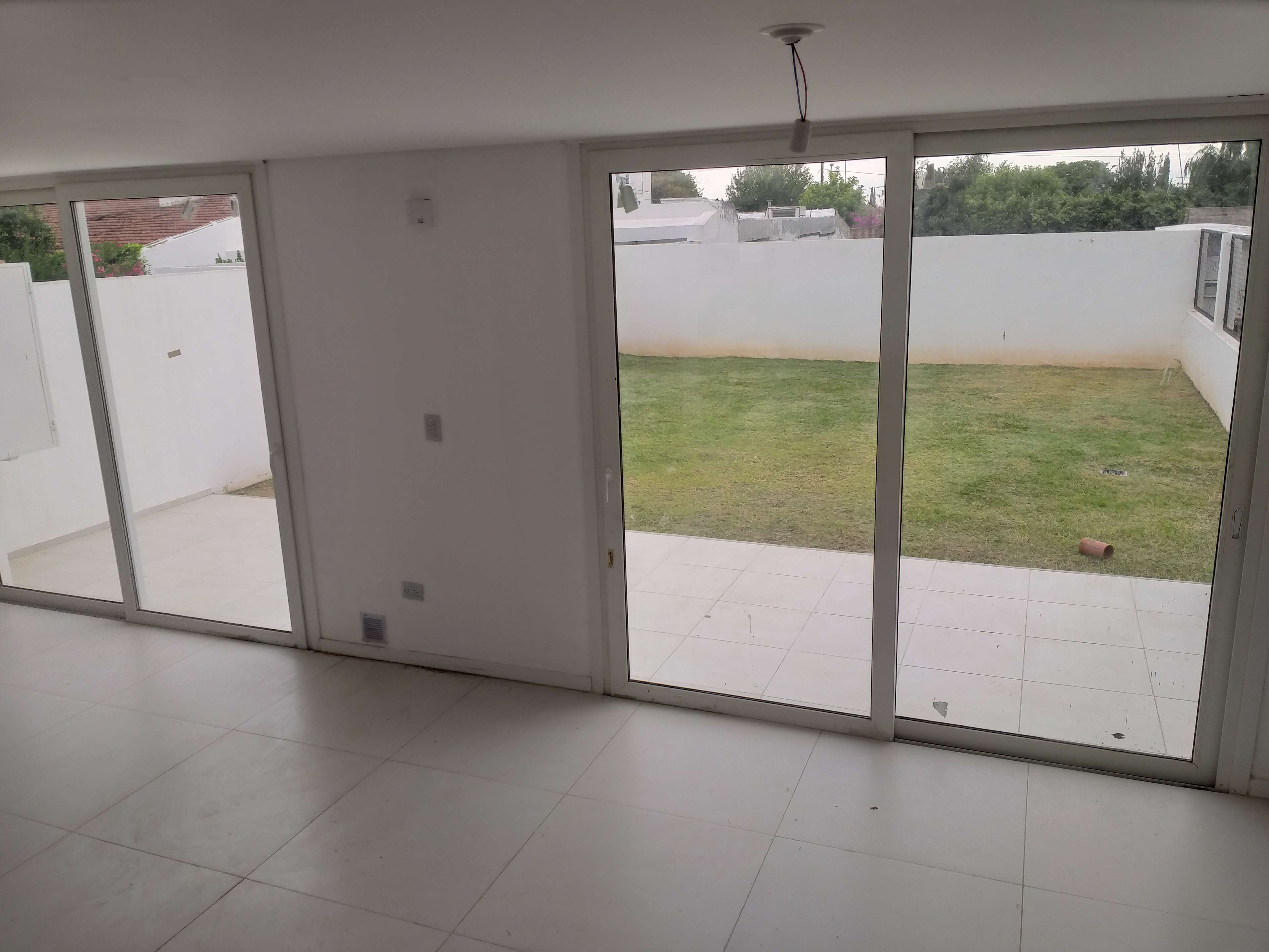 DUPLEX EN VENTA A ESTRENAR U$S 85.000