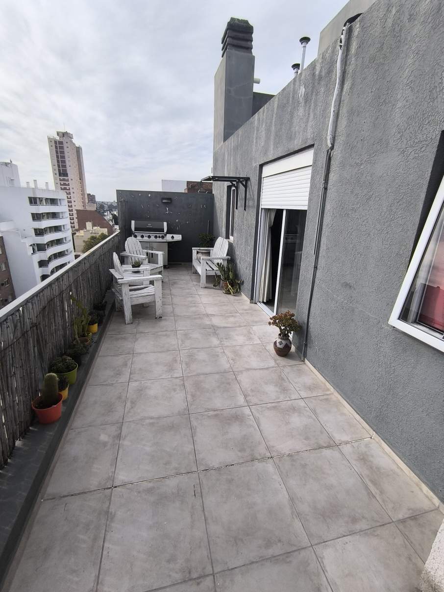 VENTA DEPTO TIPO DUPLEX B ALBERDI 3 DORMITORIOS