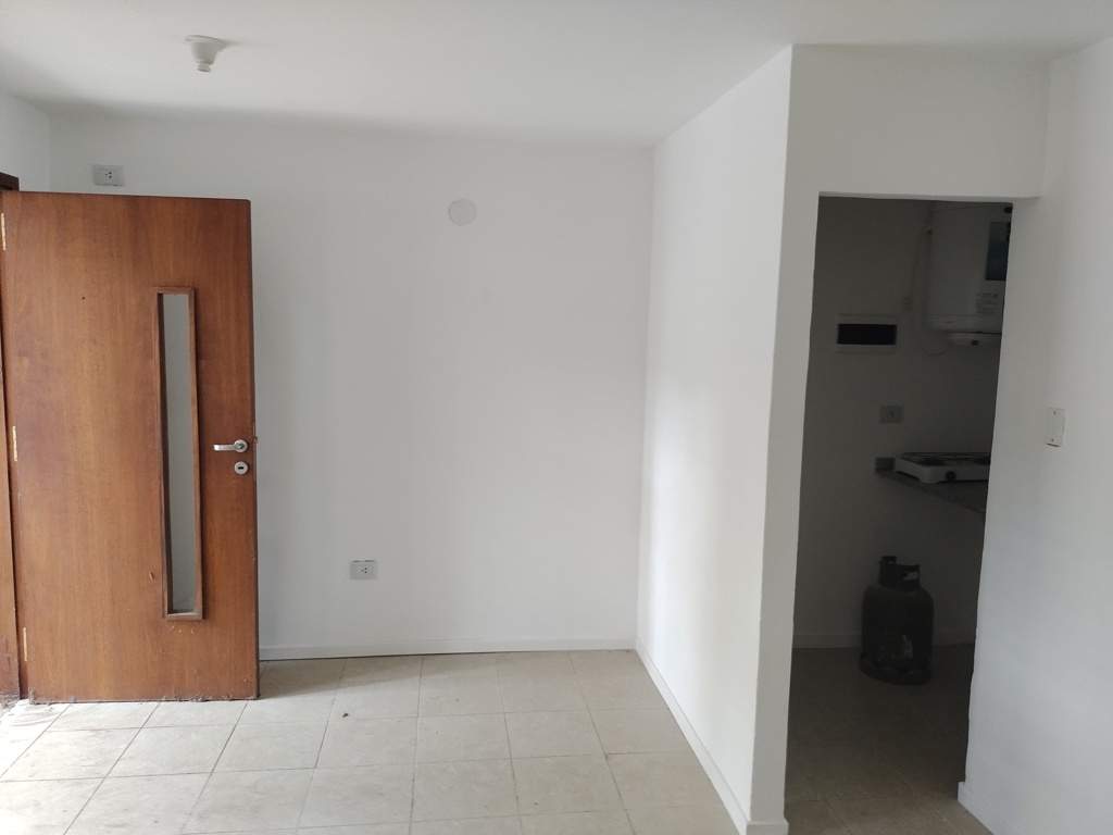 DEPARTAMENTO UBICADO EN CALLE CORONEL OLMEDO NRO. 442 PB A BARRIO CENTRO