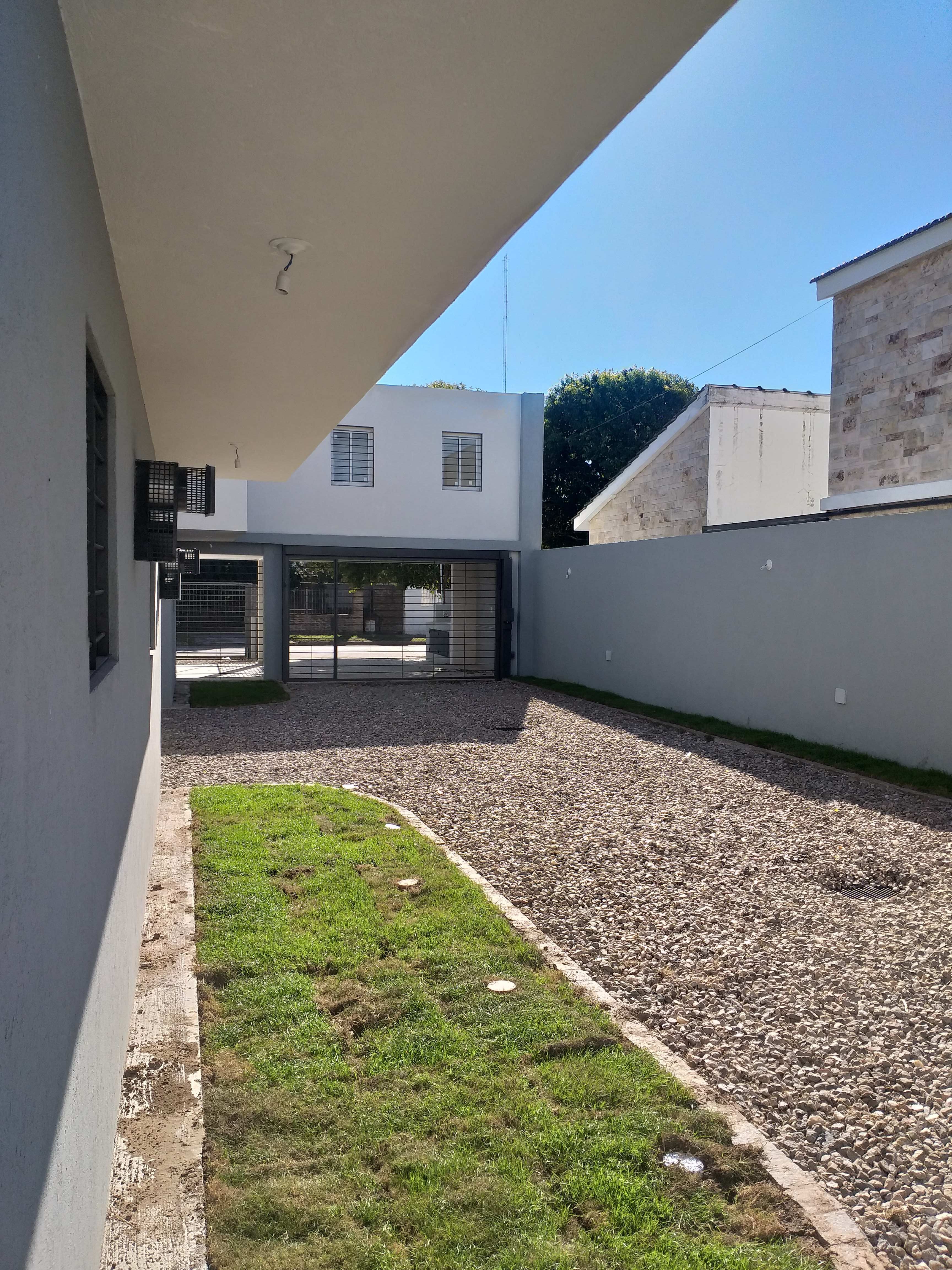 DUPLEX A ESTRENAR EN COMPLEJO CERRADO U$S 78.000