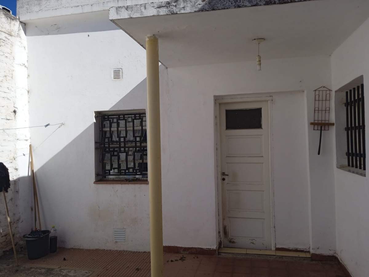 CASA A 2 CUADRAS DE AV.LIBERTADOR ALTA G