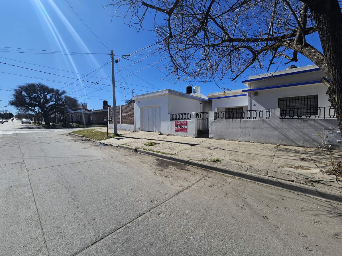 CASA A 2 CUADRAS DE AV.LIBERTADOR ALTA G