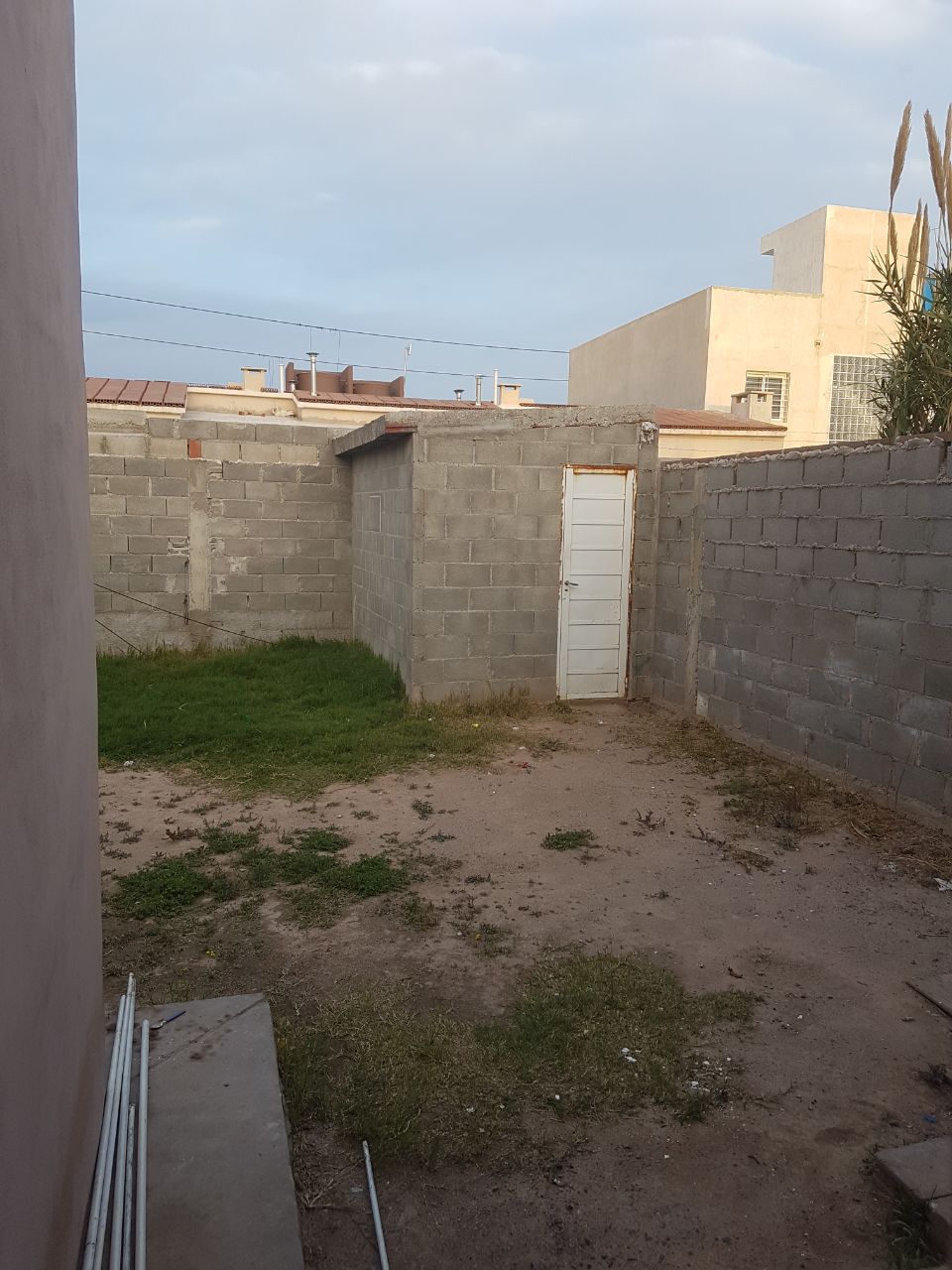 CASA EN ALQUILER EN CALLE PUBLICA 1 6828 CASA 27 HORIZONTE B LILI BENITEZ QUINTAS II  LOS BOULEVARES