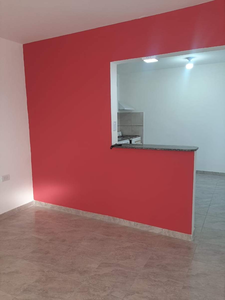CASA INTERNA EN ALQUILER