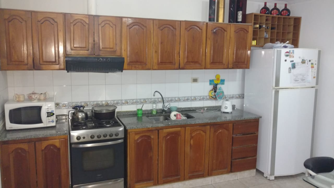 CASA 3 DORMITORIOS. PADRE CALRET U$S 185.000