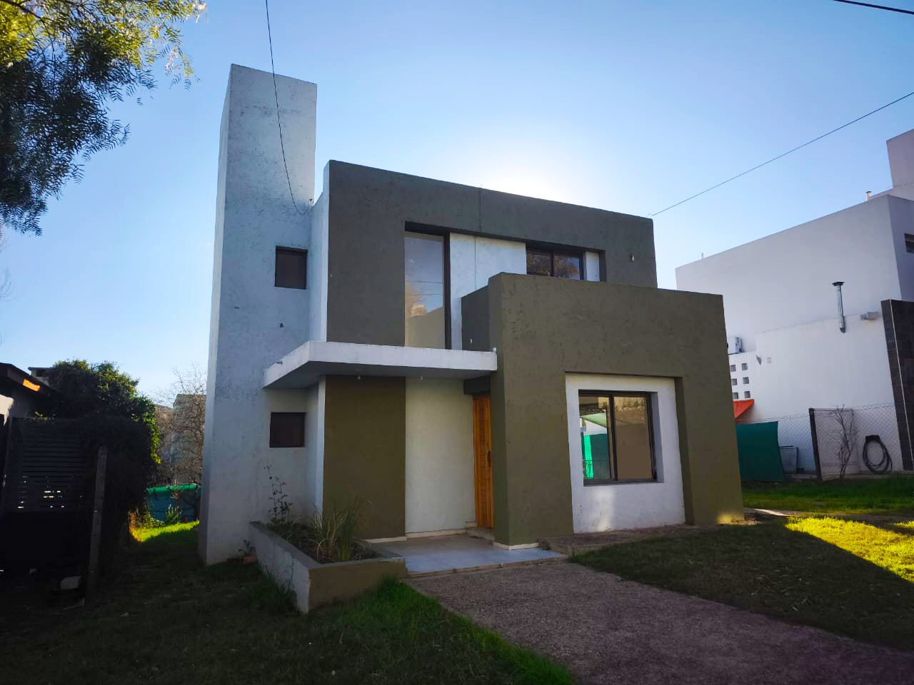 Casa. 2 dorm. 2 baños. Vista a las sierras. La Estanzuela (La Calera)