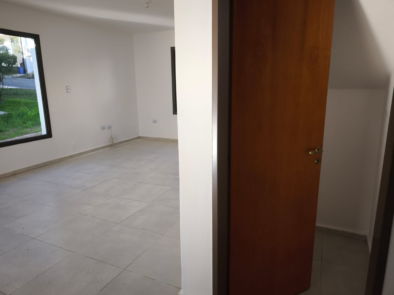 Casa. 2 dorm. 2 baños. Vista a las sierras. La Estanzuela (La Calera)