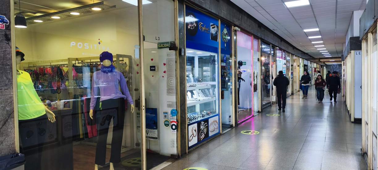 Local en venta Galería Planeta  excelente ubicación!