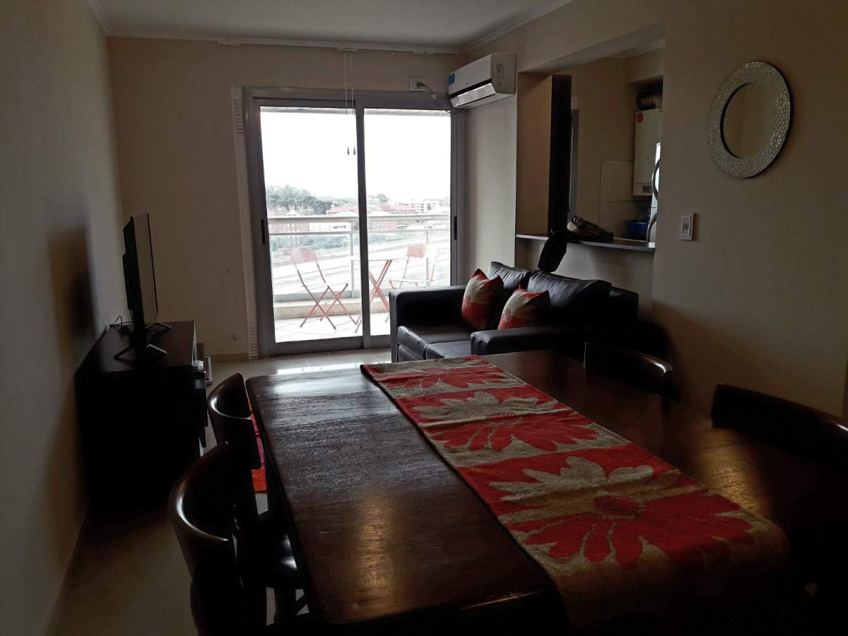 ALQUILER DEPARTAMENTO 2 DORMITORIOS 1 BAÑO ALTO VILLA SOL AMENITIES COCHERA