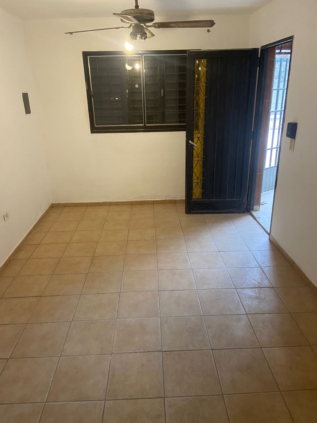 CASA DE 3 DORMITORIOS EN B BETANIA