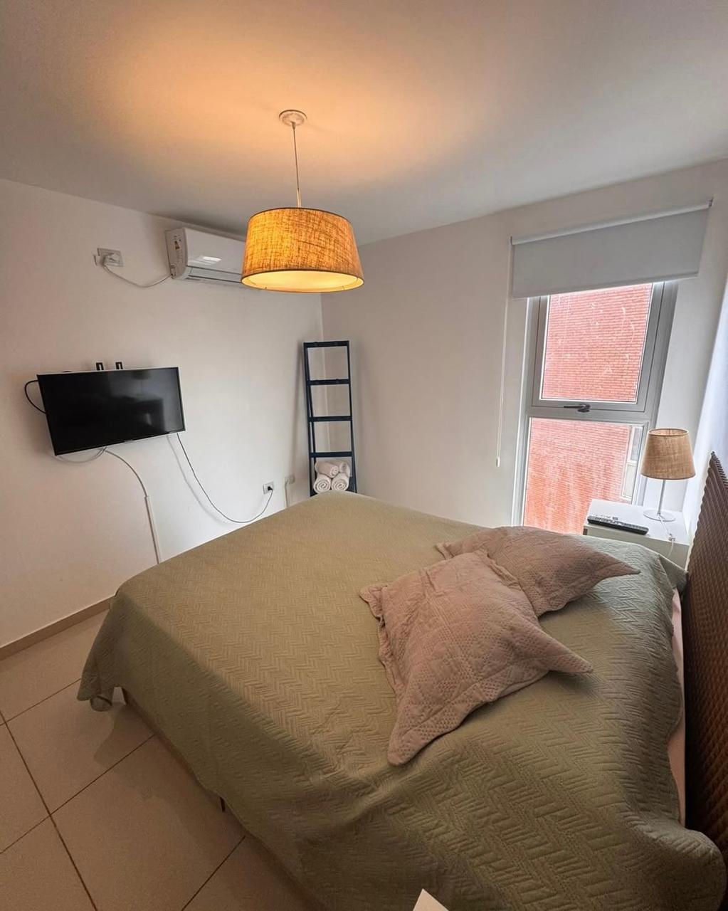 Alquiler 1 Dorm cCochera en Torres H