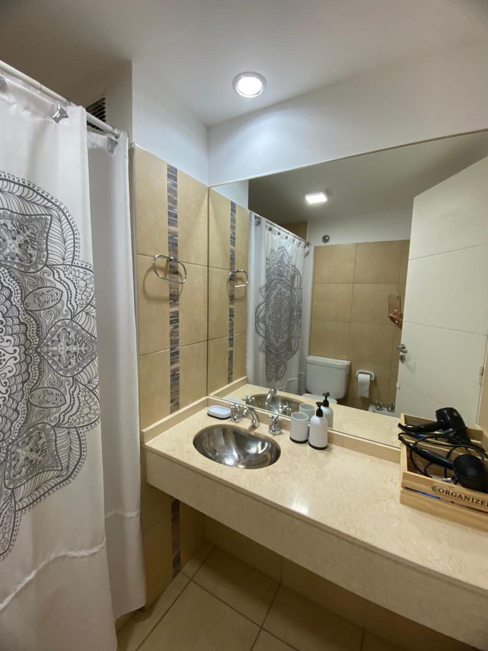 Alquiler 1 Dorm cCochera en Torres H