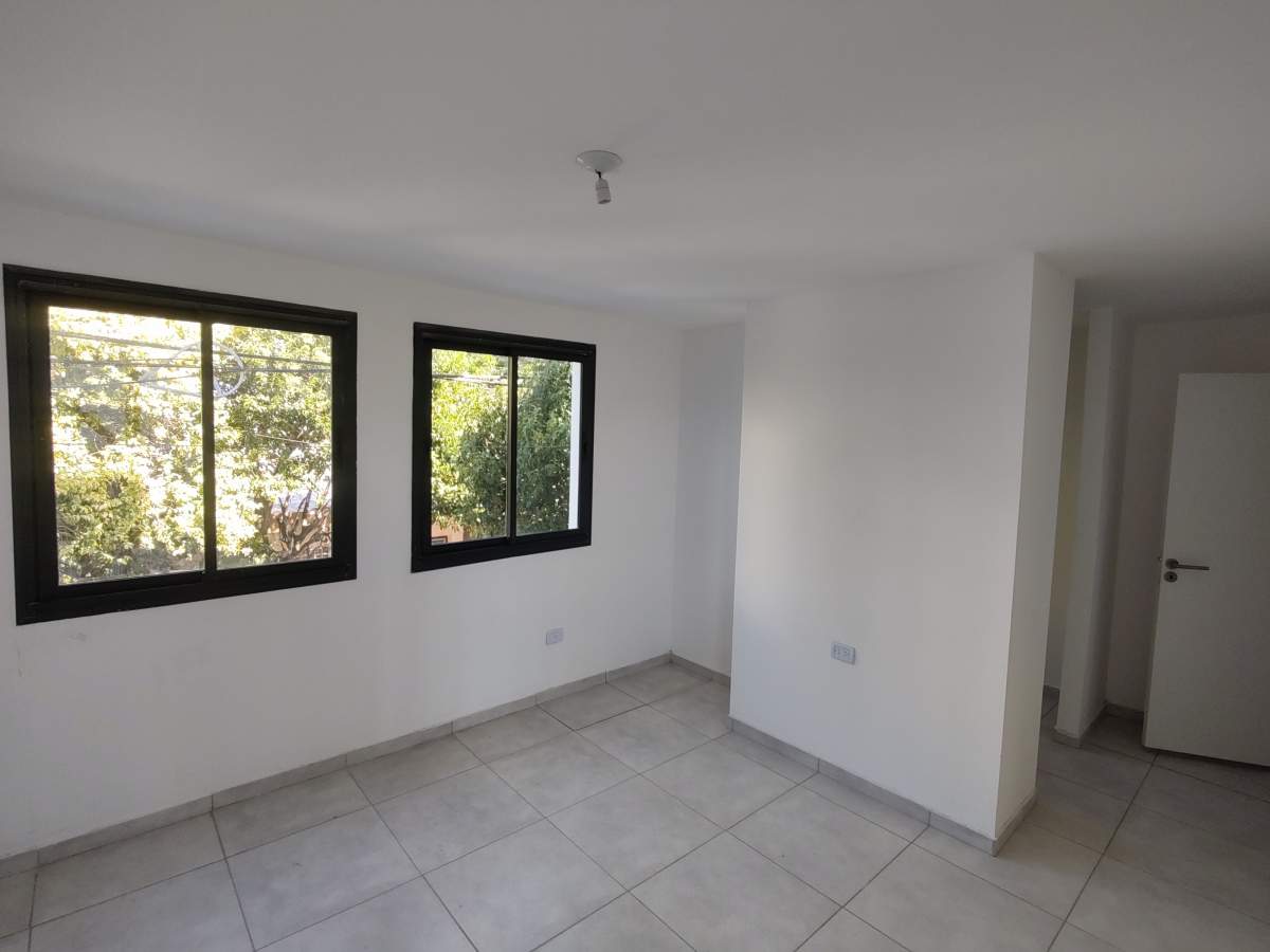 DEPTOS A ESTRENAR 1 Y 1 12 DORMITORIOS - SAN MARTIN ANEXO