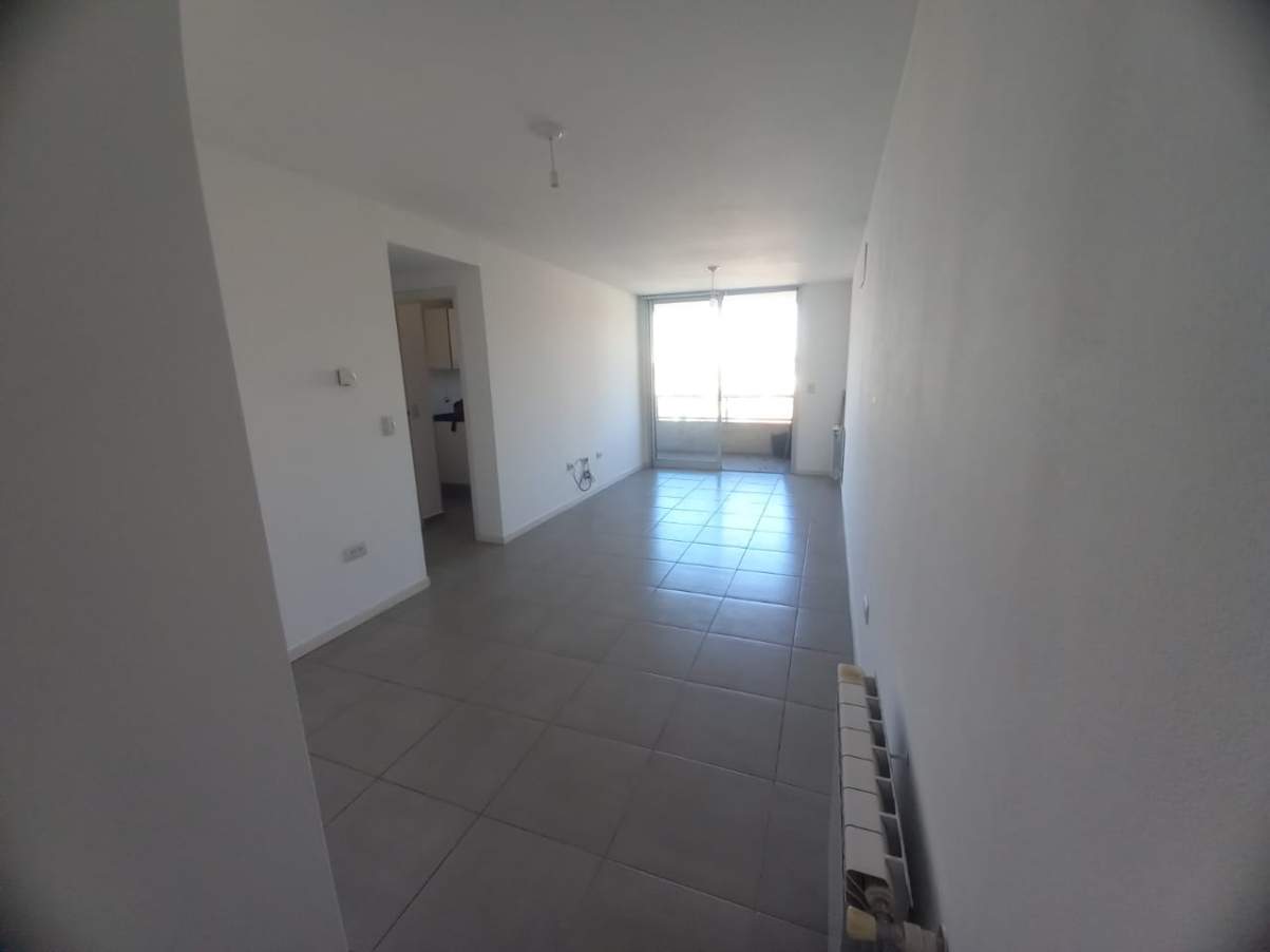 Excelente ubicacion . 2 dormitorios con 2 baños . 3 balcones . Opc Cochera