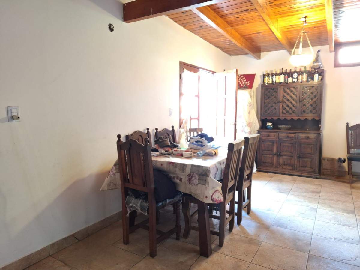 VENTA CASA CRISOL SUR 4 DORM COCHERA APTA CRÉDITO