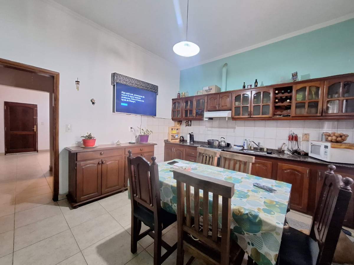 VENTA CASA CRISOL SUR 4 DORM COCHERA APTA CRÉDITO