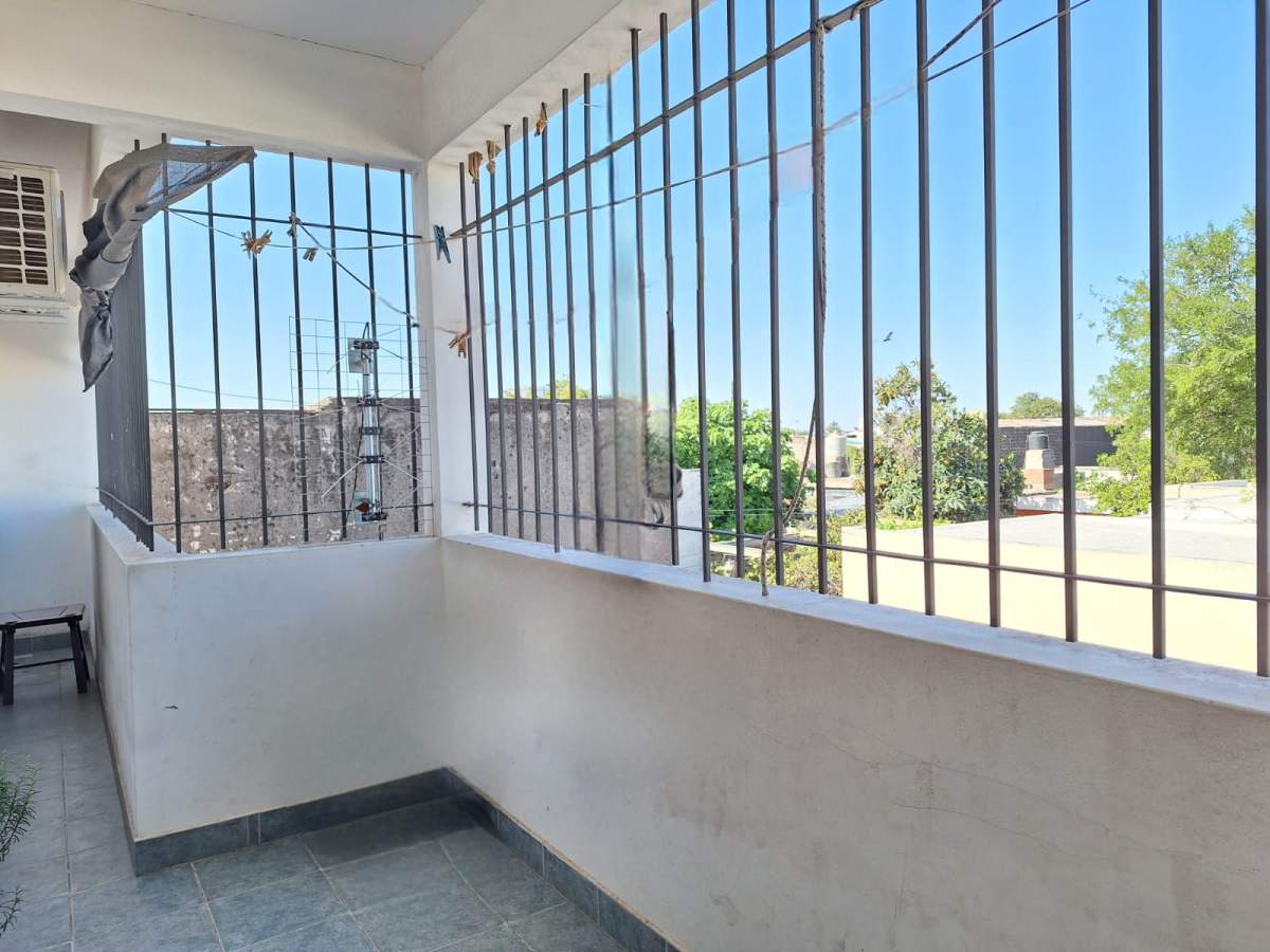 VENTA CASA CRISOL SUR 4 DORM COCHERA APTA CRÉDITO