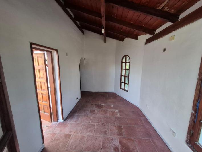 Alquiler Villa Allende Golf casa cuatro dormitorios pileta parque