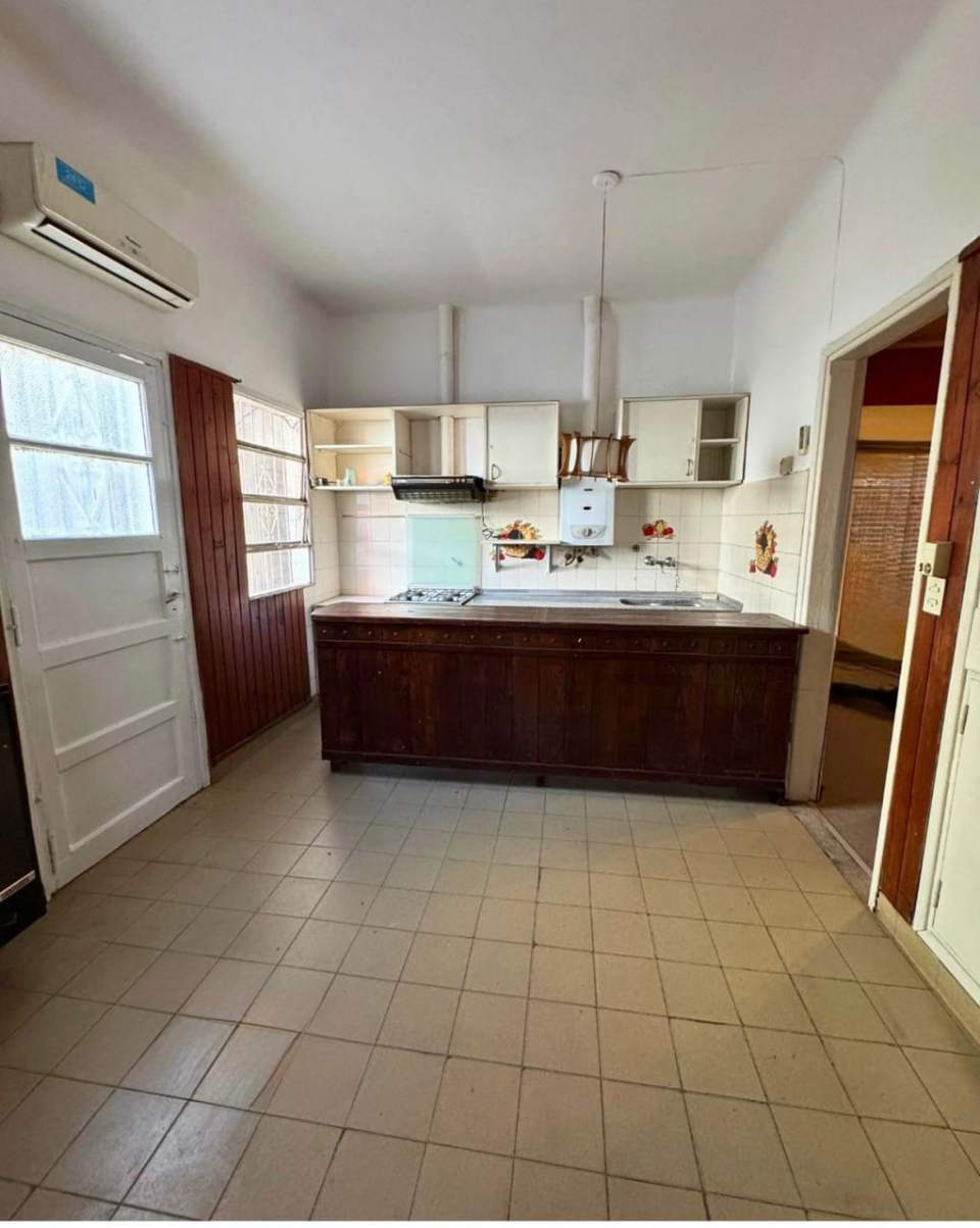 EN VENTA CASA DE 4 DORMITORIOS SECTOR CENTRO RIO CUARTO