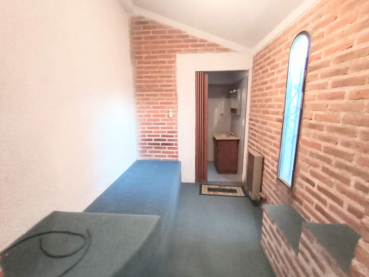 EN VENTA CASA DE 4 DORMITORIOS SECTOR CENTRO RIO CUARTO